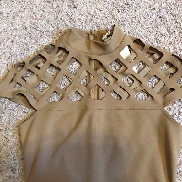 Tan boutique dress - Picture 2 of 4